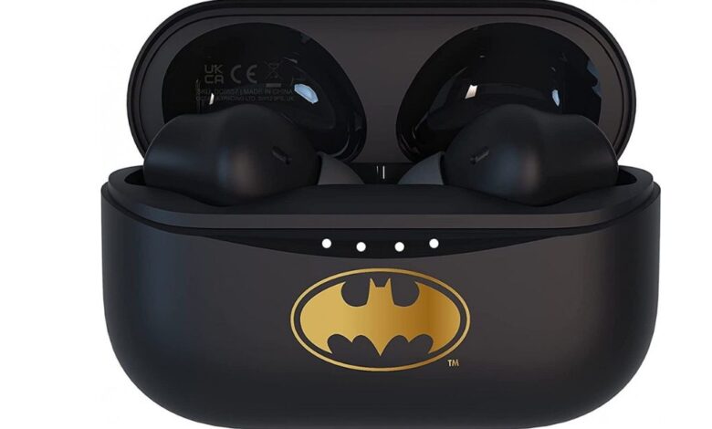 Rs 125 only on thesparkshop.in batman style wireless bt earbuds | Newztalkies.com